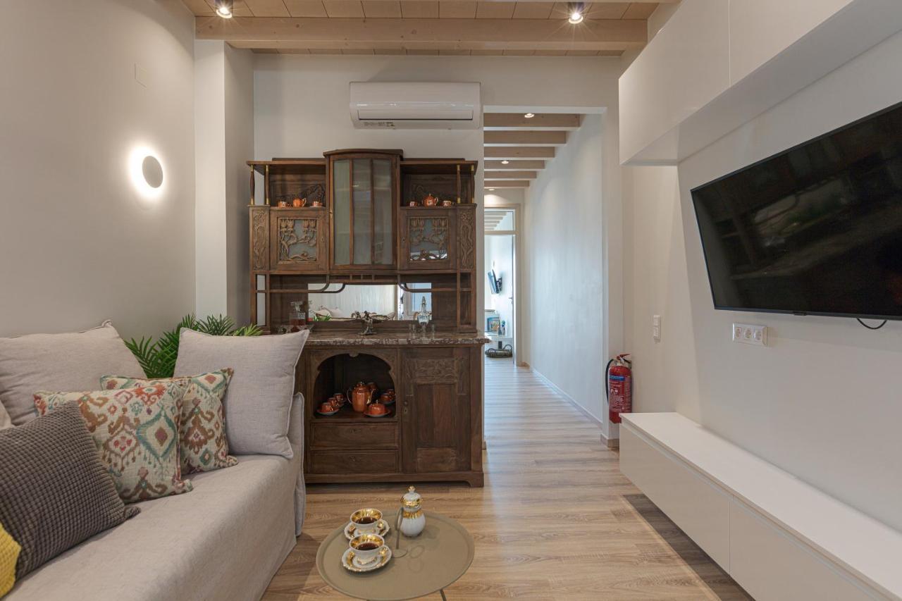 V77 Seafront Suites Rethymno Exterior foto